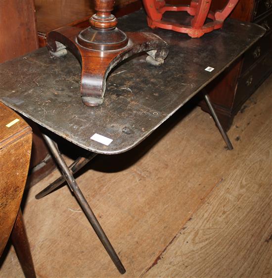 Metal folding table
